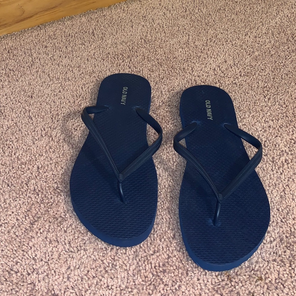 Old Navy Flip Flops 🐚